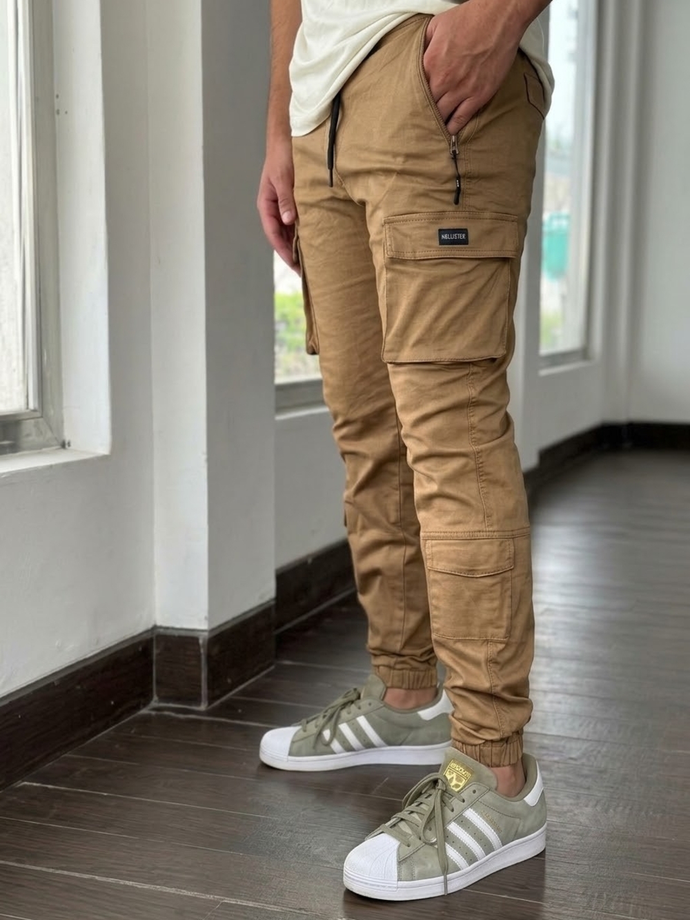 Hollister Relaxed Cargo Joggers Brown Medium